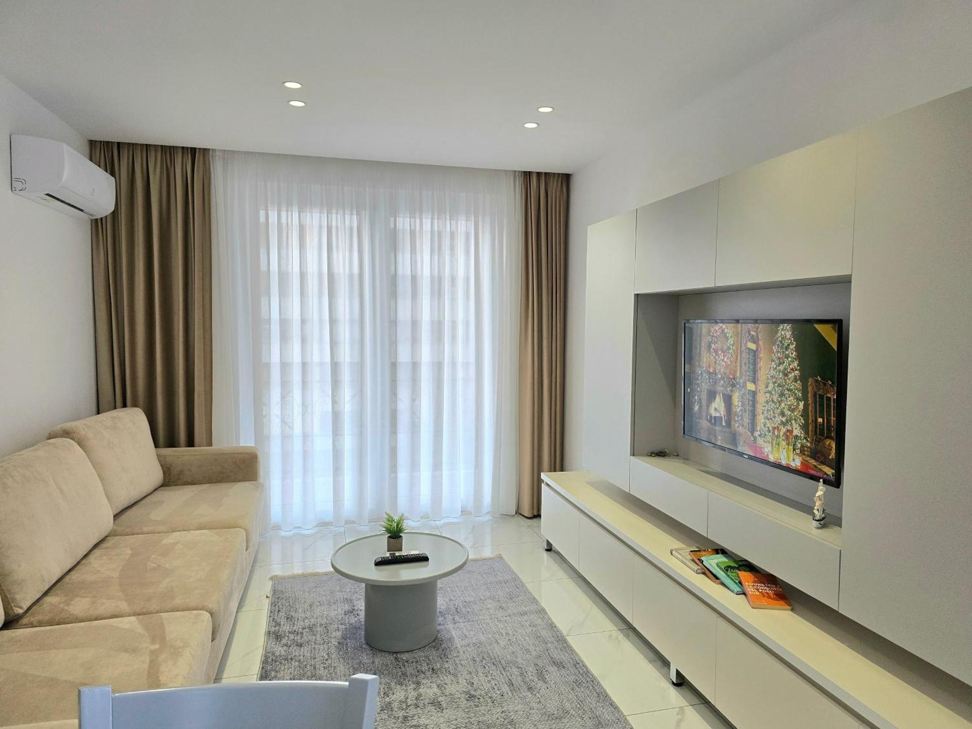 Tirana City Center Penthouse Oasis Exterior photo